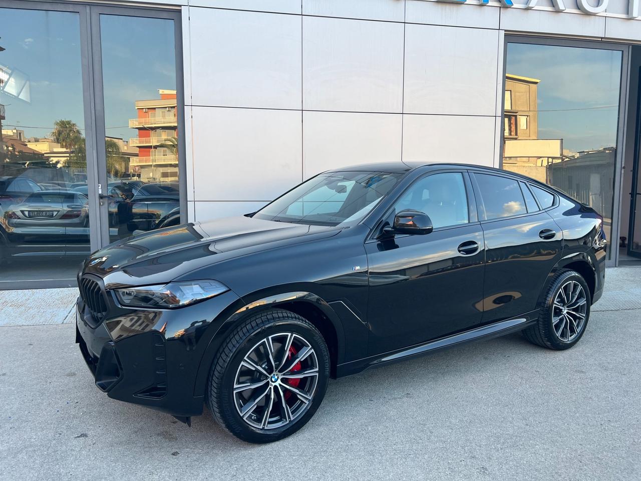 BMW X6 xdrive30d MSport possibilità noleggio noscoring
