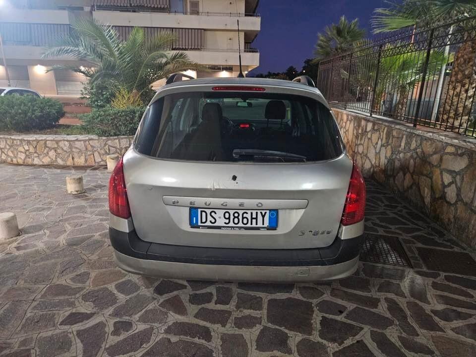 Peugeot 308 2.0 HDi 5p. Féline