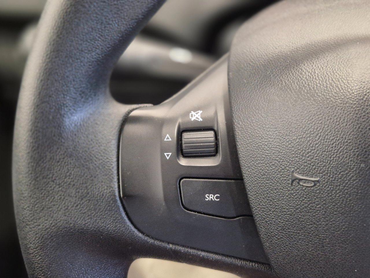 Peugeot 208 5p 1.2 puretech Active - NEOPATENTATI - Bluetooth - Clima