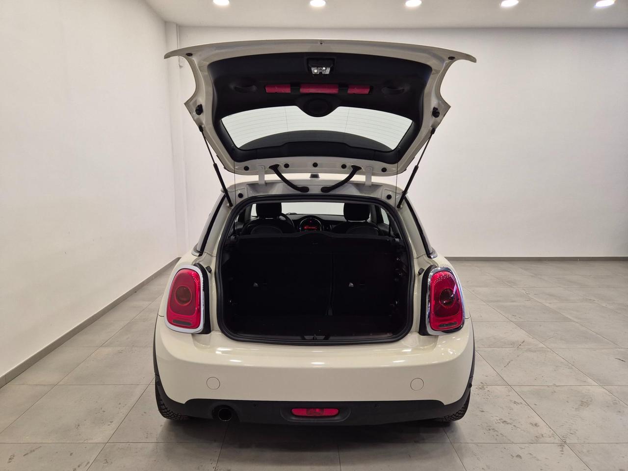 Mini Mini 3 Porte Mini 3p 1.5 One First 75cv - NEOPATENTATI