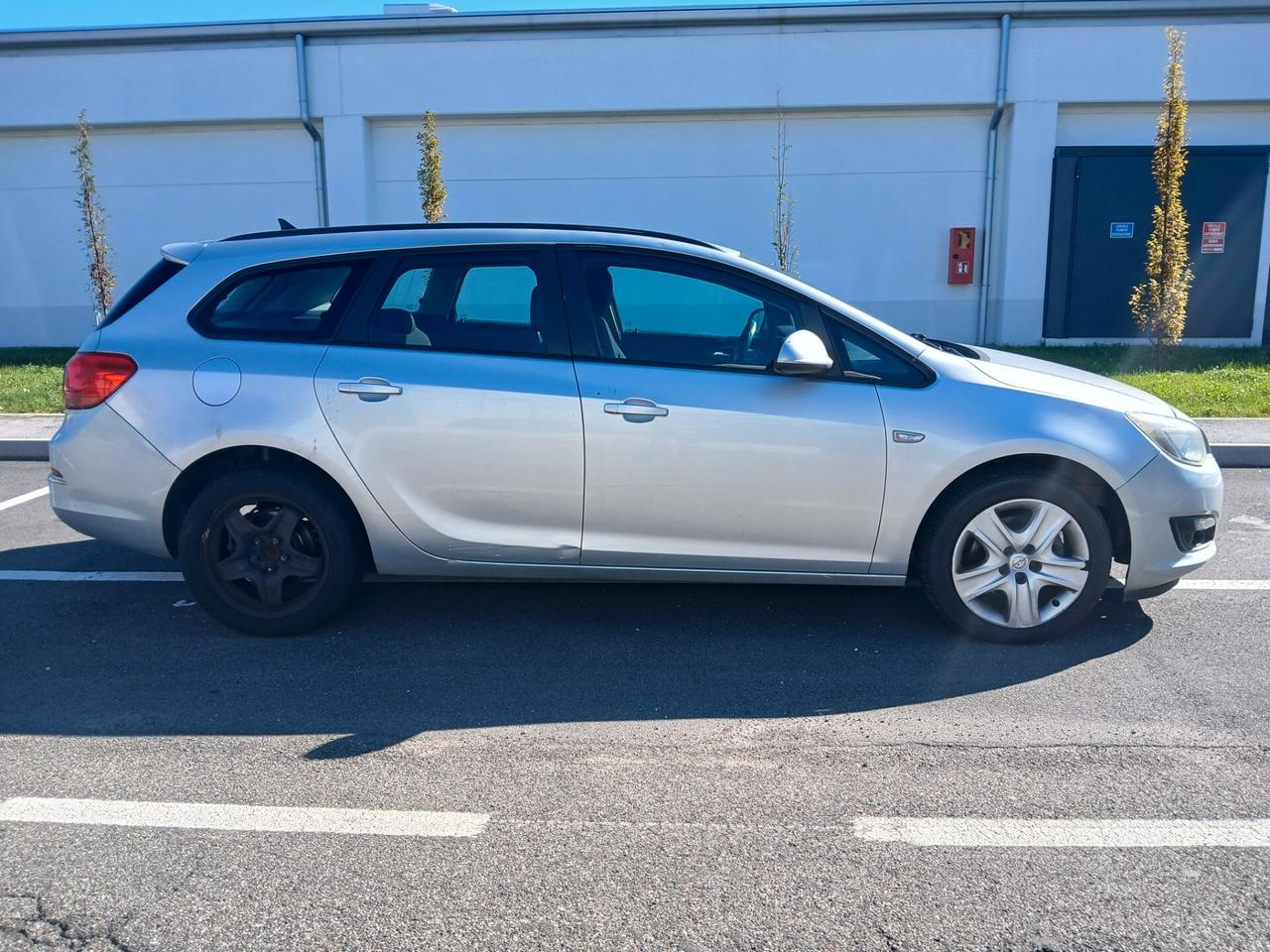 Opel Astra 1.7 CDTI 110CV