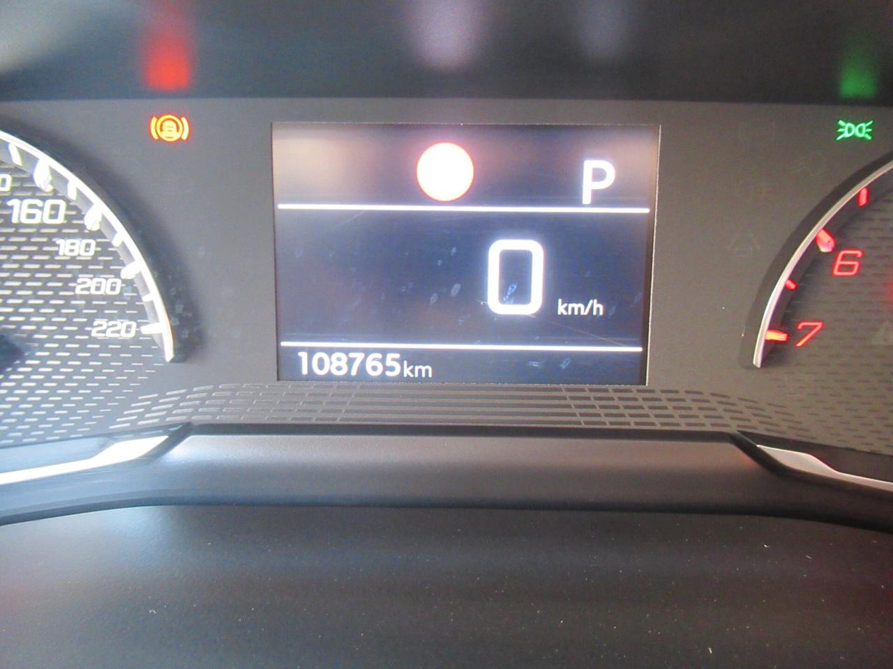 Peugeot 2008 BlueHDi 130 S&S EAT8 Allure Pack
