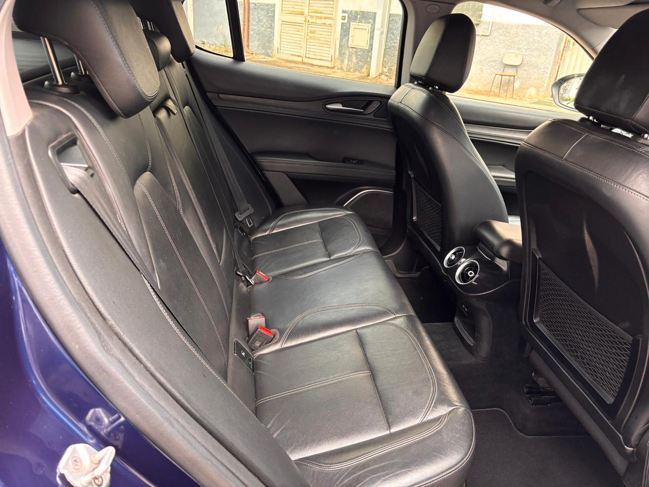 Alfa Romeo Stelvio 2.2 Turbodiesel 180 CV AT8 RWD Super