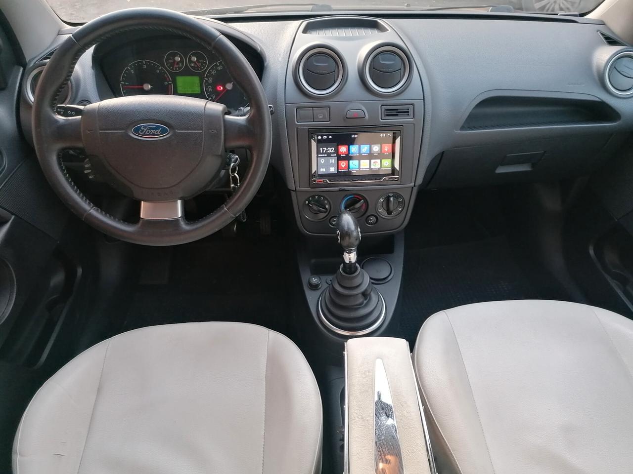 Ford Fiesta 1.4 TDCi 5p. Titanium (unico proprietario)