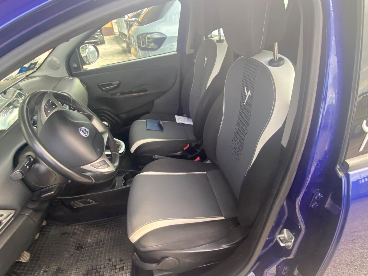 Lancia Ypsilon 1.3 MJT 16V 95 CV 5 porte S&S Elefantino