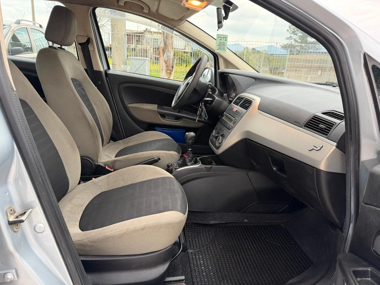 FIAT GRANDE PUNTO ANNO 2013 1.3 MJT 75 CV