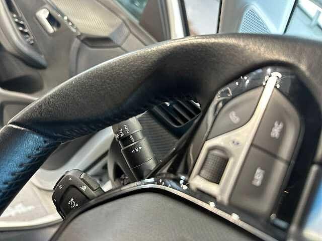 Peugeot 208 motore elettrico 136 CV 5 porte Allure Pack