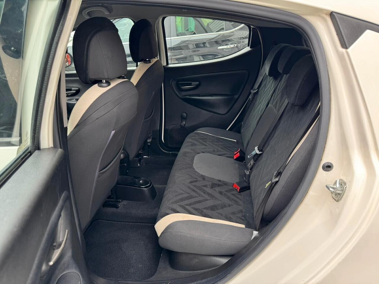 LANCIA YPSILON 1.2 69cv 5p GPL ECOCHIC GOLD NEOP.