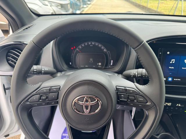 TOYOTA Aygo X 1.0 VVT-i 72 CV 5 porte Trend BICOLOR KM.0
