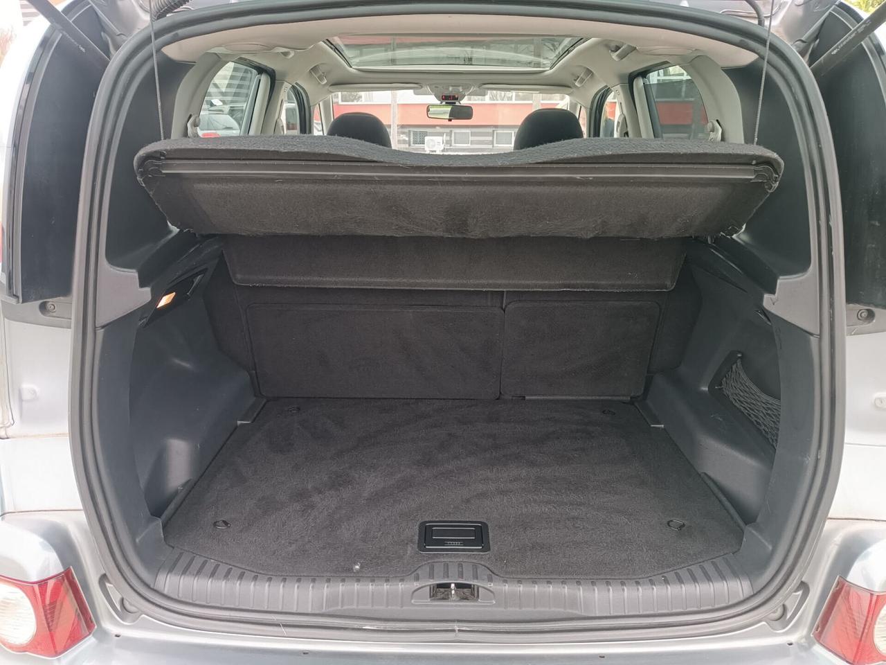 Citroen C3 Picasso 1.4 VTi 95 Exclusive Style neopat