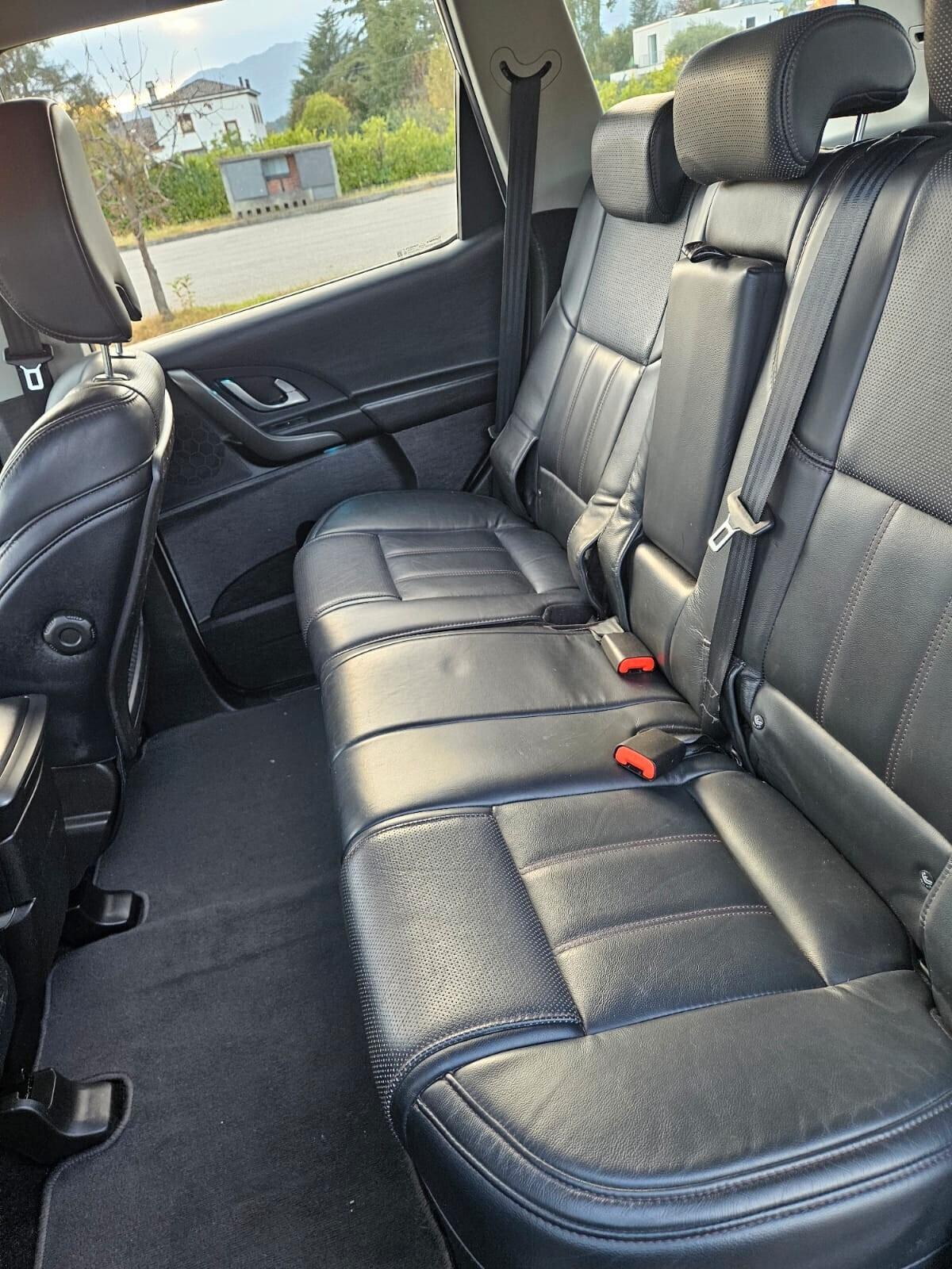 Mahindra XUV500 TRAZIONE INTEGRALE