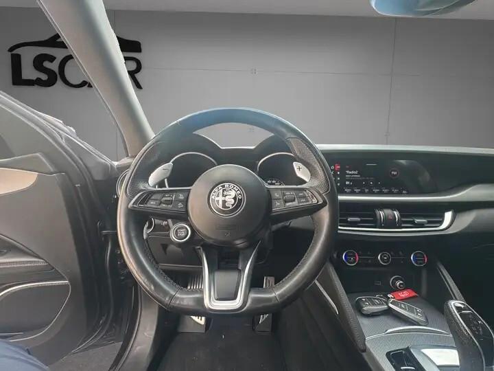 ALFA ROMEO STELVIO VELOCE 210cv - OFFERTA FINO AL 31 DICEMBRE