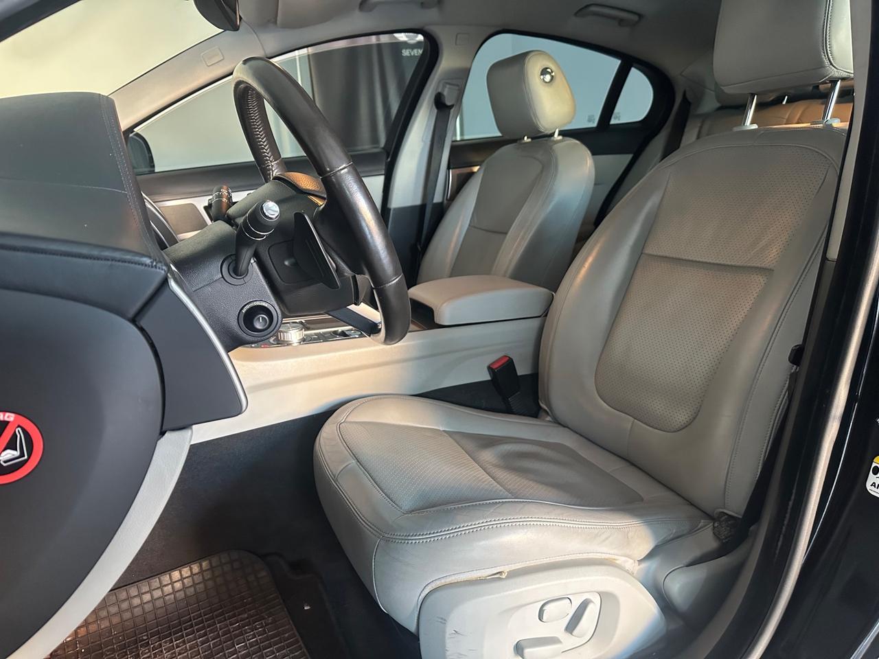 Jaguar XF 3.0 DS V6 Portfolio