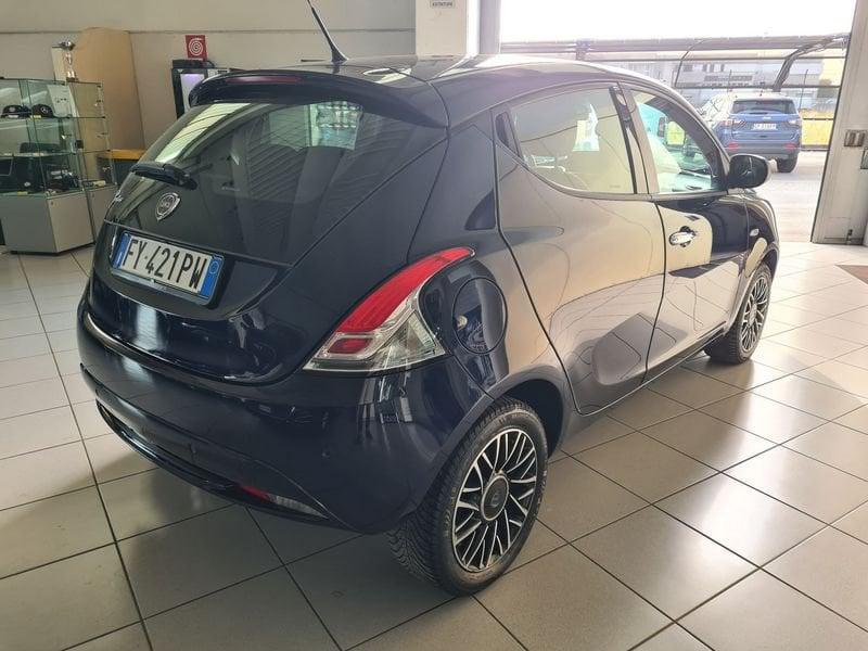 Lancia Ypsilon 1.2 69cv Platinum