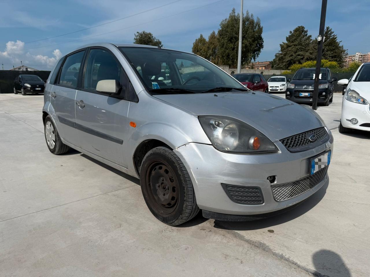 Ford Fiesta 1.2 16V 5p. Ghia 2006