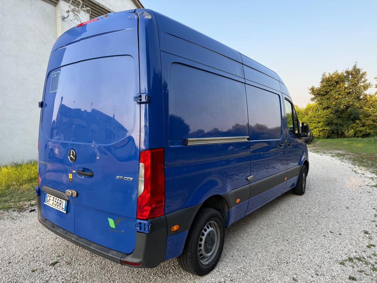 Mercedes-benz Sprinter T37/35 316 CDI RWD Cabinato