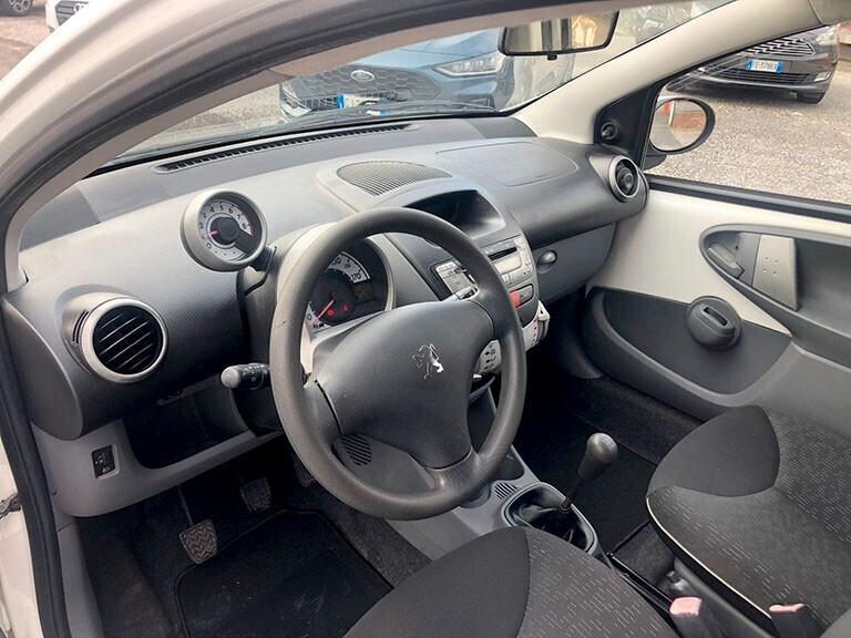 Peugeot 107 1.0 68CV 5p. Plaisir