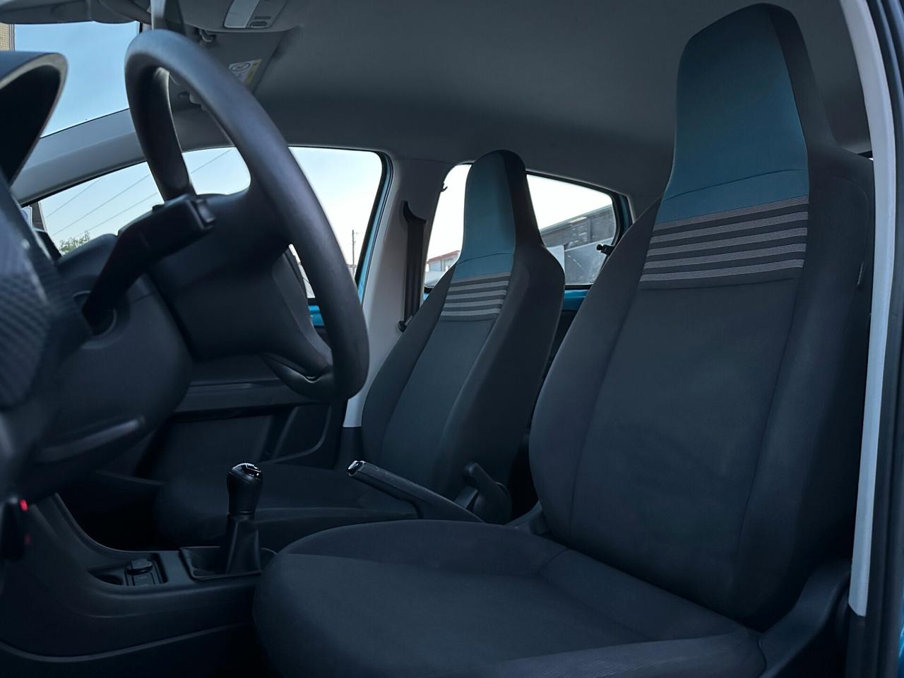 VOLKSWAGEN up! 1.0 5p. move up!