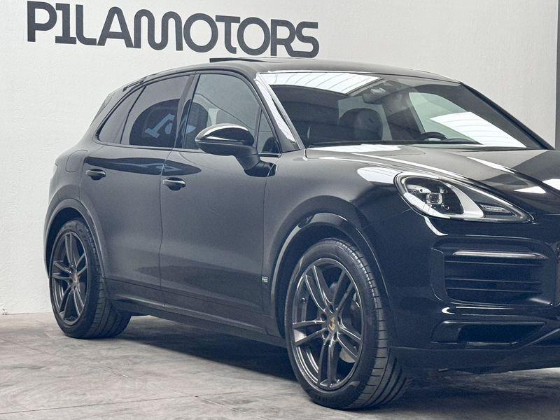 Porsche Cayenne 3.0 V6