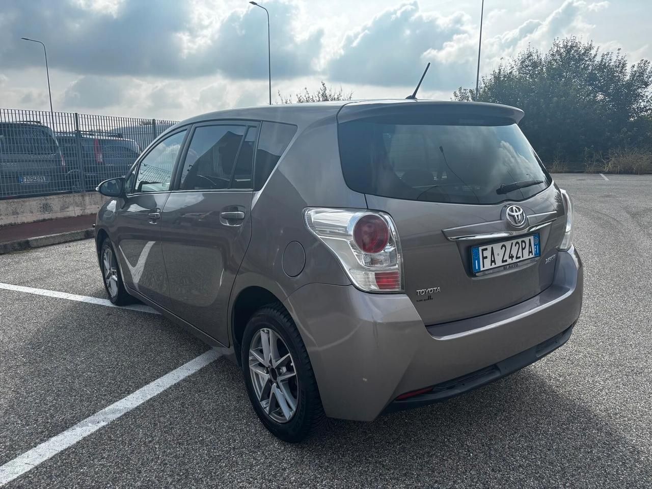 Toyota Verso 1.6 Style BENZINA, KM ORIGIANLI UNICO PROPRIETARIO