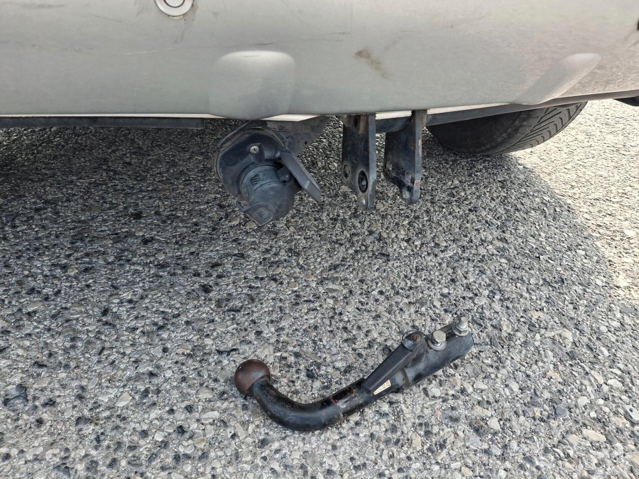 Toyota RAV4-2.2 D-4D 136 CV. Sol*GANCIO TRAINO*