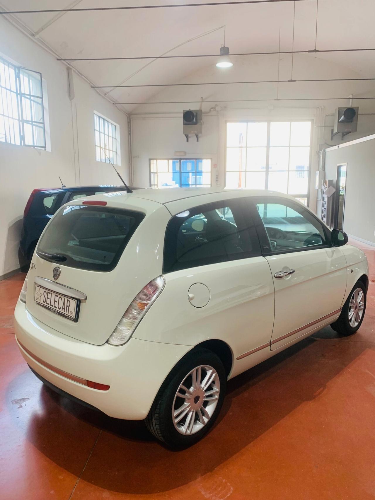 Lancia Ypsilon 1.2 69 CV Unyca-UNICO PROPRIETARIO-SOLO 77.000 KM