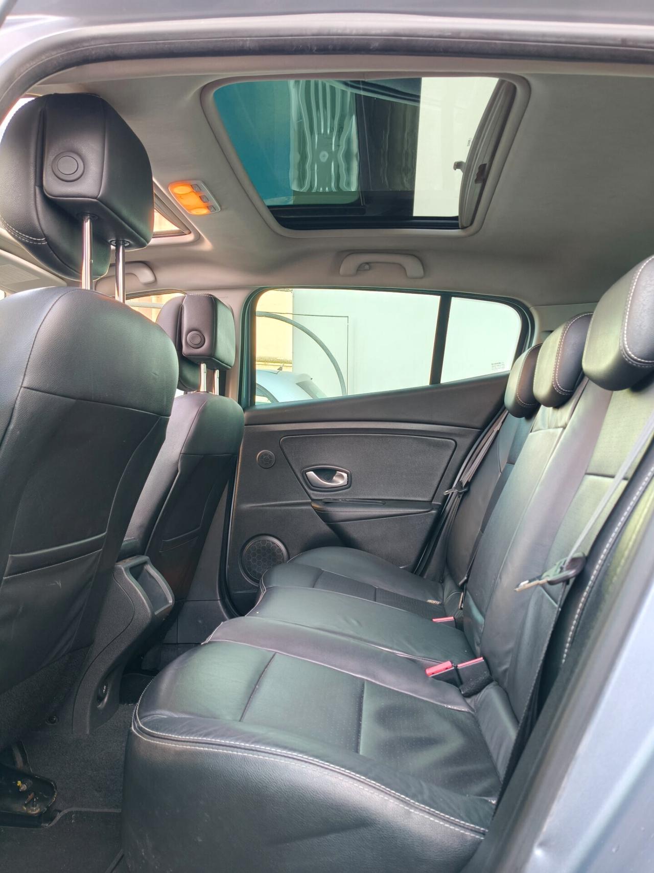 Renault Megane Mégane 1.9 dCi 130CV Luxe