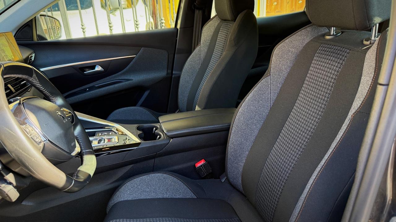 Peugeot 3008 1.5 Hdi EAT8 Business - 2021