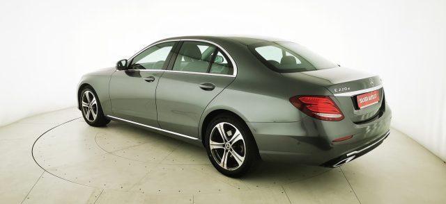 MERCEDES-BENZ E 220 d 4Matic Auto Business Sport