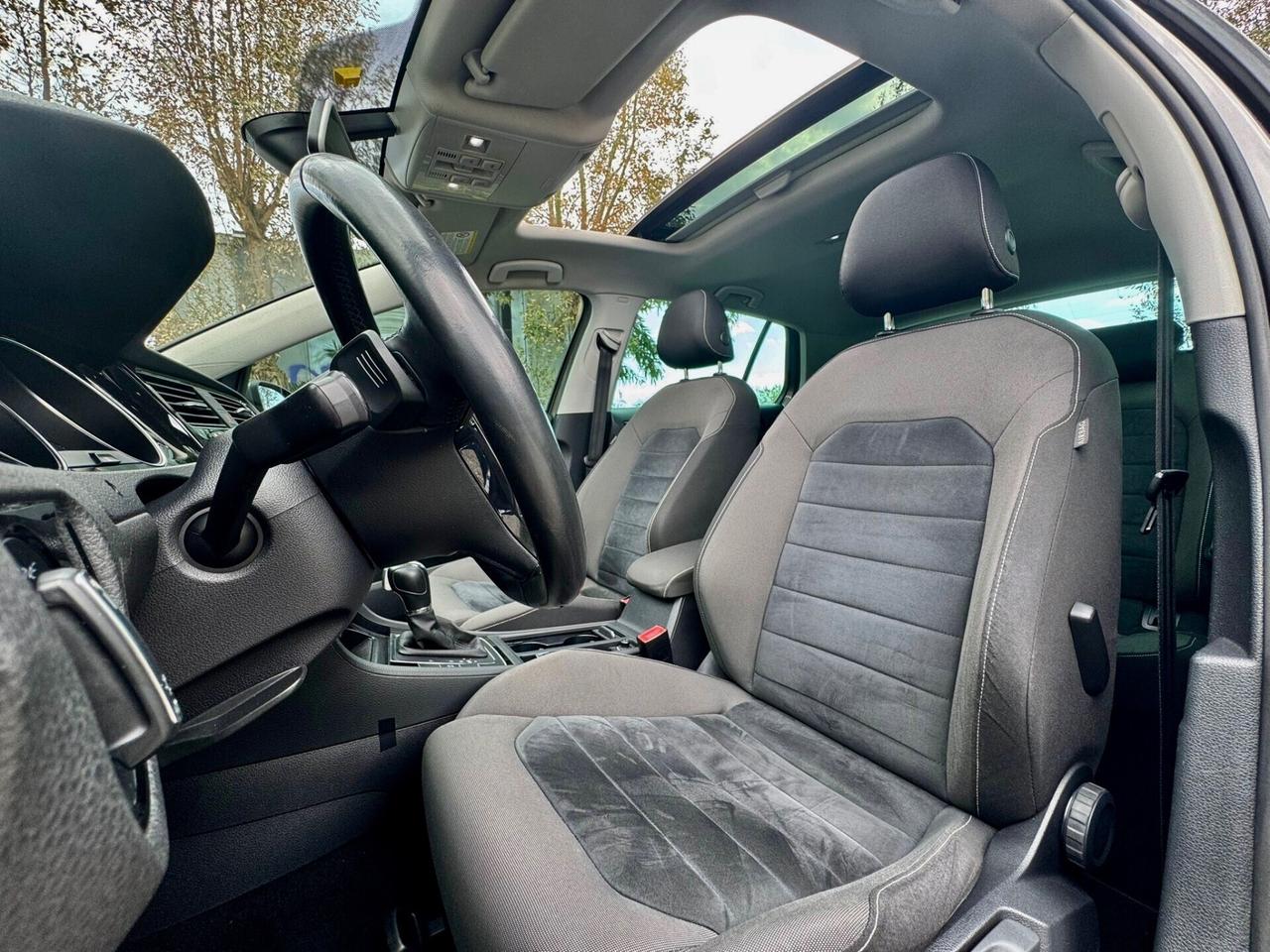 VOLKSWAGEN GOLF 2.0 TDI 150 CV 5P. HIGHLINE TETTO APRIBILE