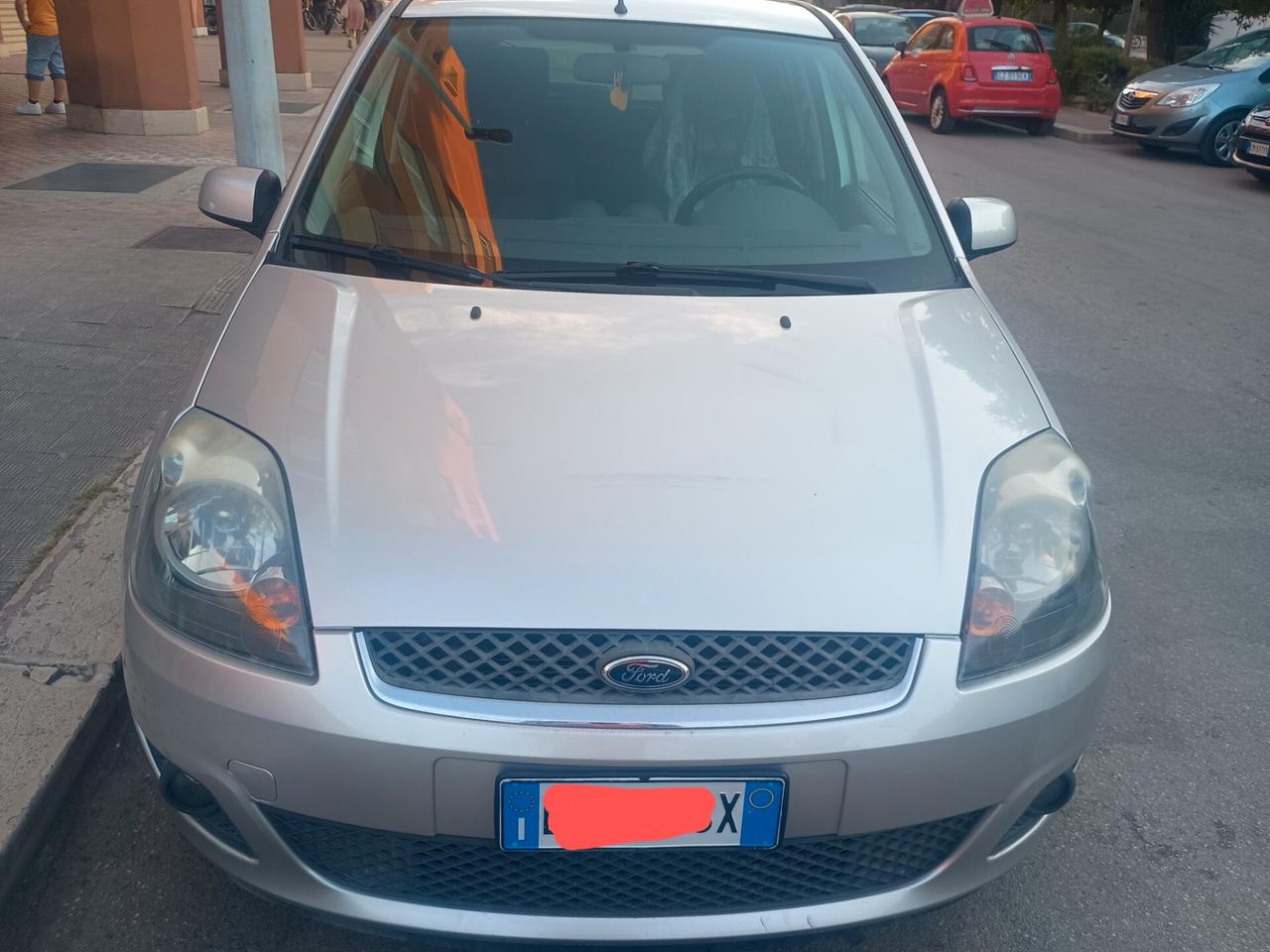 Ford Fiesta 1.4 TDCi 5p. Titanium