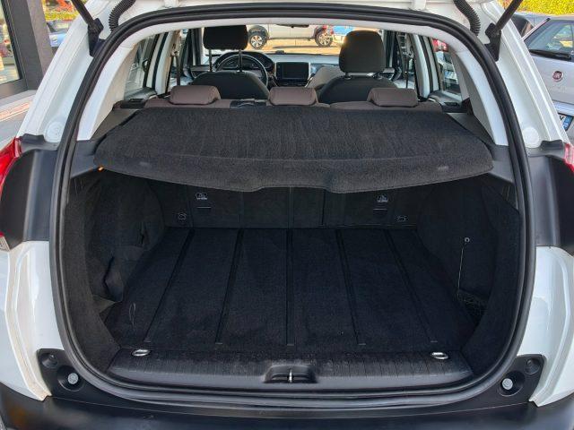PEUGEOT 2008 PureTech 82 Allure