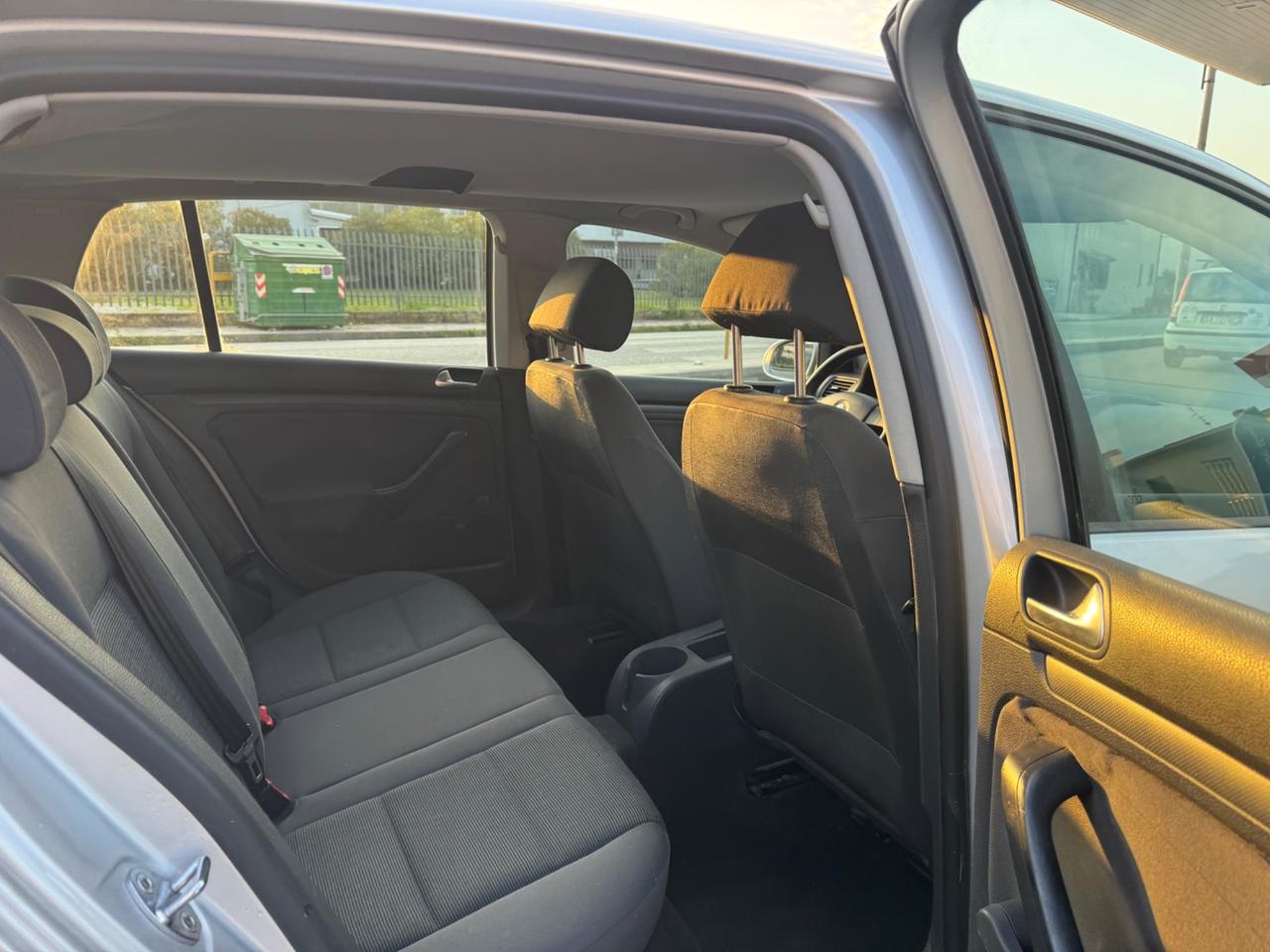 Volkswagen Golf 1.9 TDI 5p. Comfortline