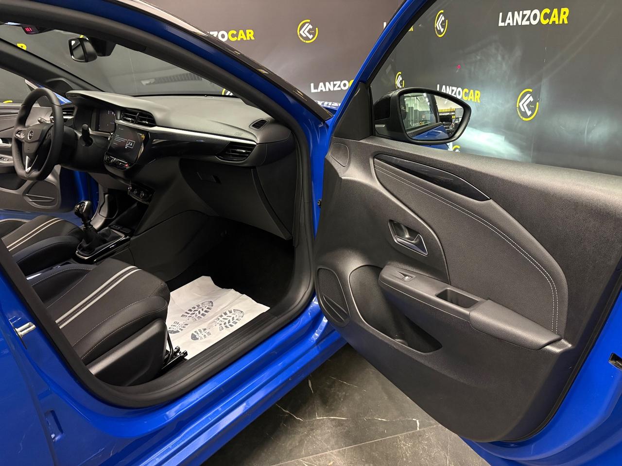 Opel Corsa 1.2 GS LINE