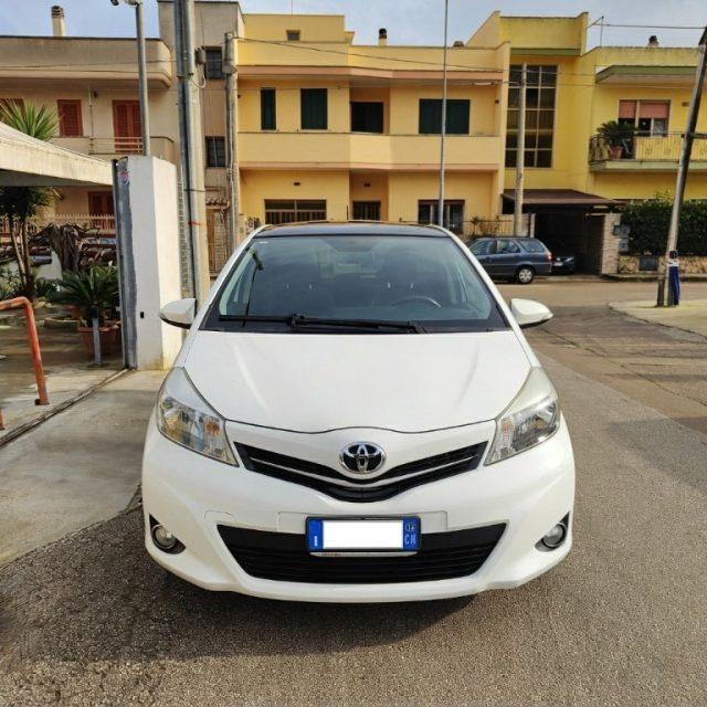 TOYOTA Yaris 1.3 Lounge