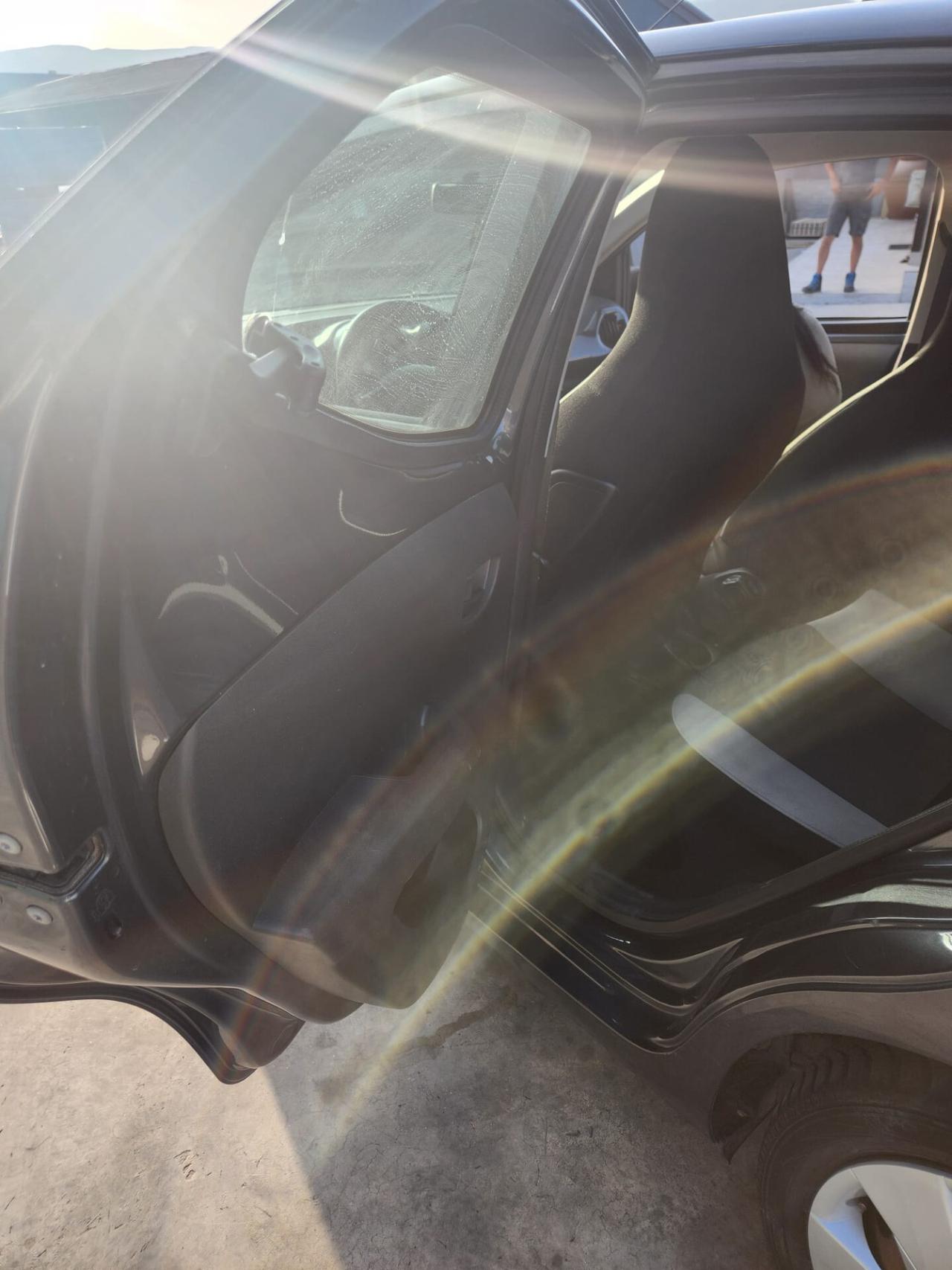 Toyota Aygo 1.0 VVT-i 69 CV 5 porte x-wave