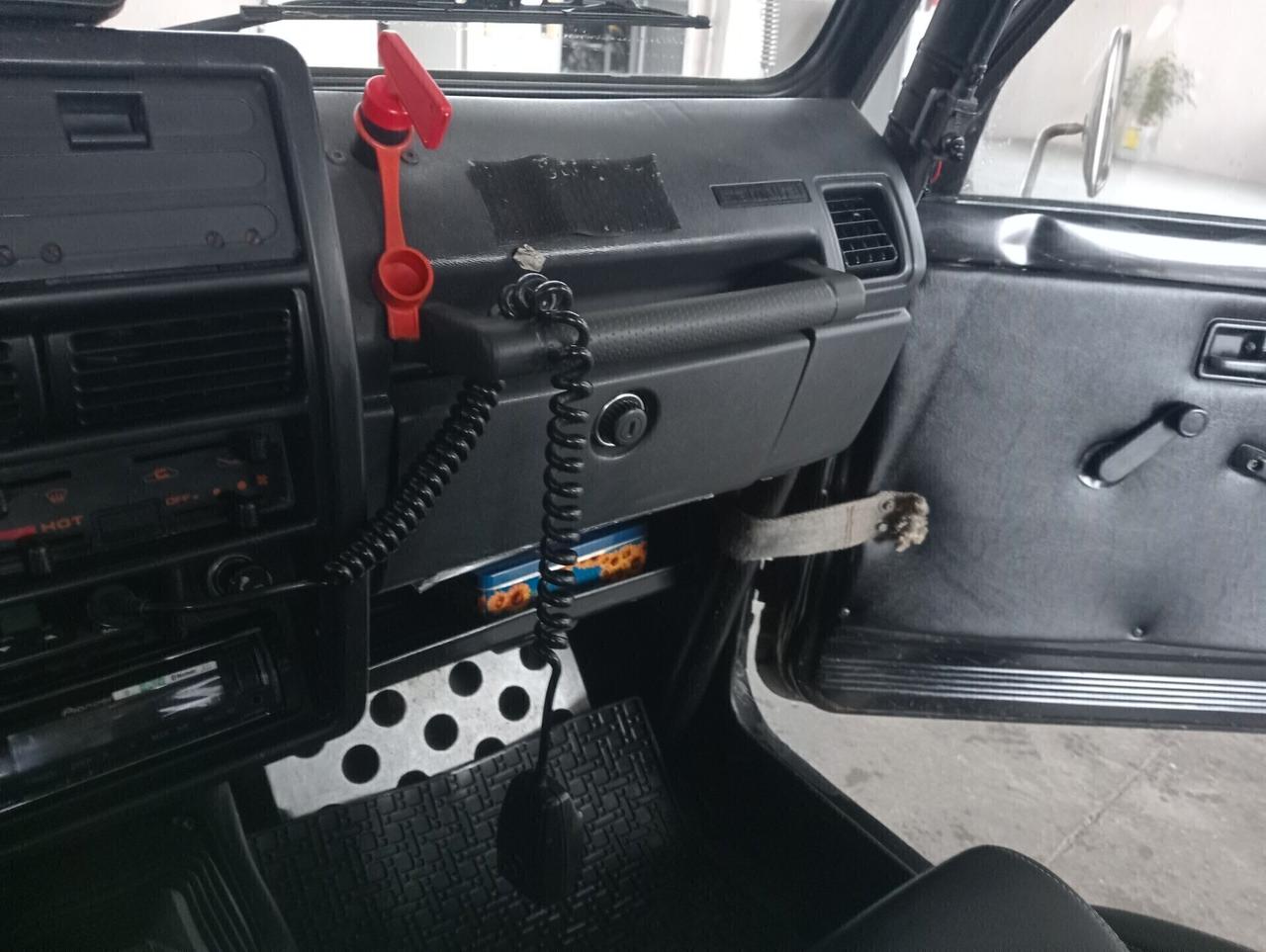 Suzuki SJ 413 Cabriolet Autocarro Preparata