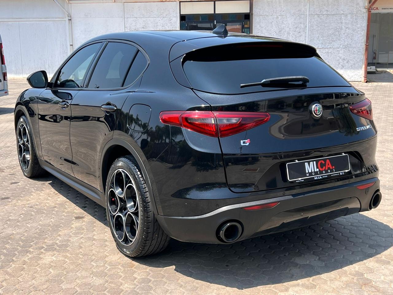 Alfa Romeo Stelvio 2.2 Turbodiesel 160 CV AT8 RWD Sport-Tech