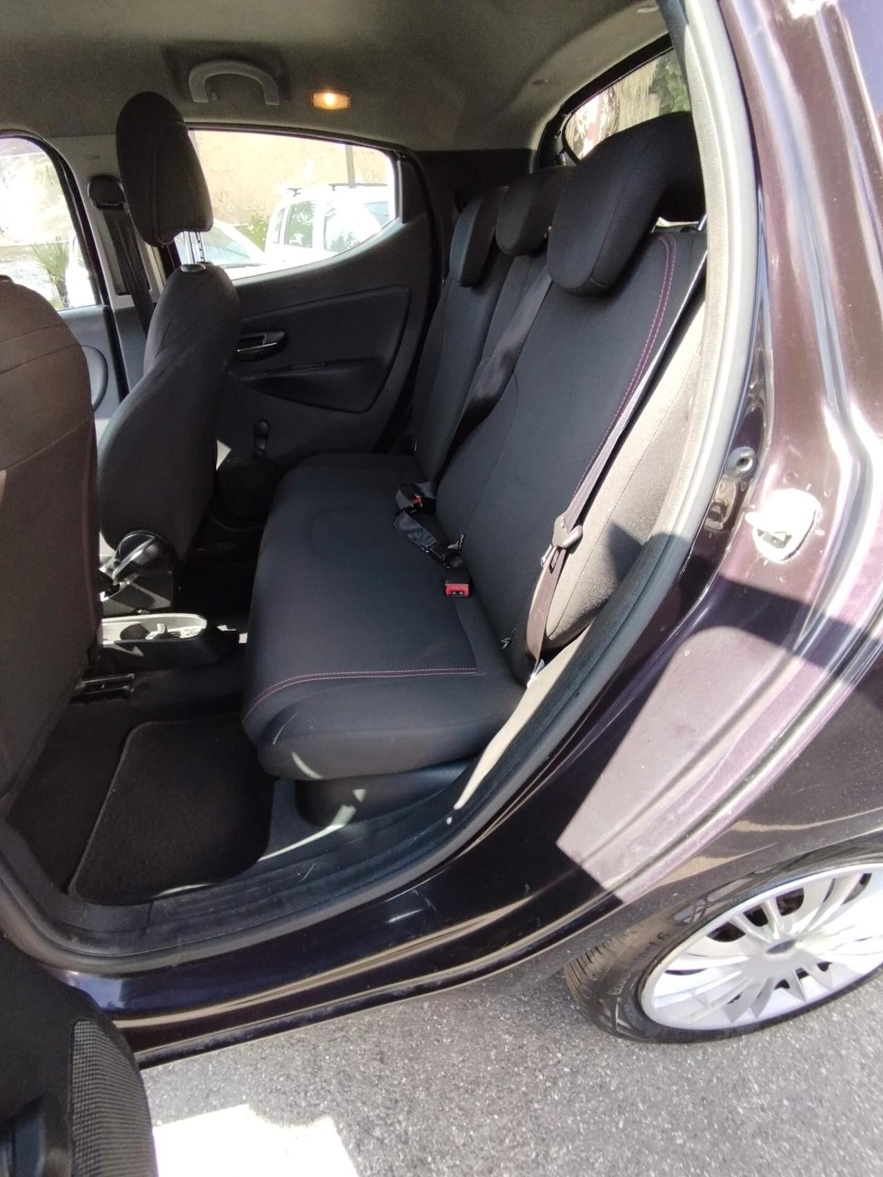 Lancia Ypsilon 1.2 69 CV 5 porte GPL Ecochic Gold