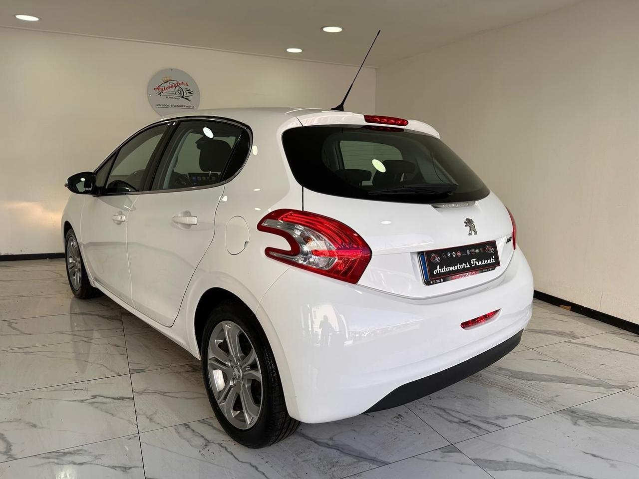 Peugeot 208 1.2 VTi 82 CV 5 porte Allure