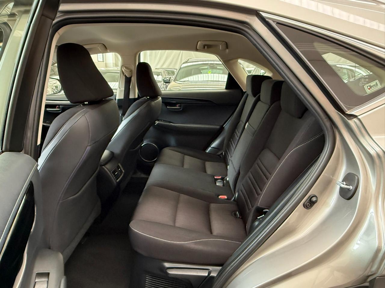 Lexus NX 300h NX Hybrid 4WD Executive
