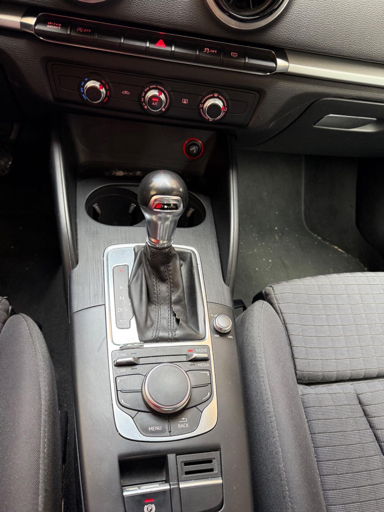 Audi A3 1.6 TDI S tronic Ambition