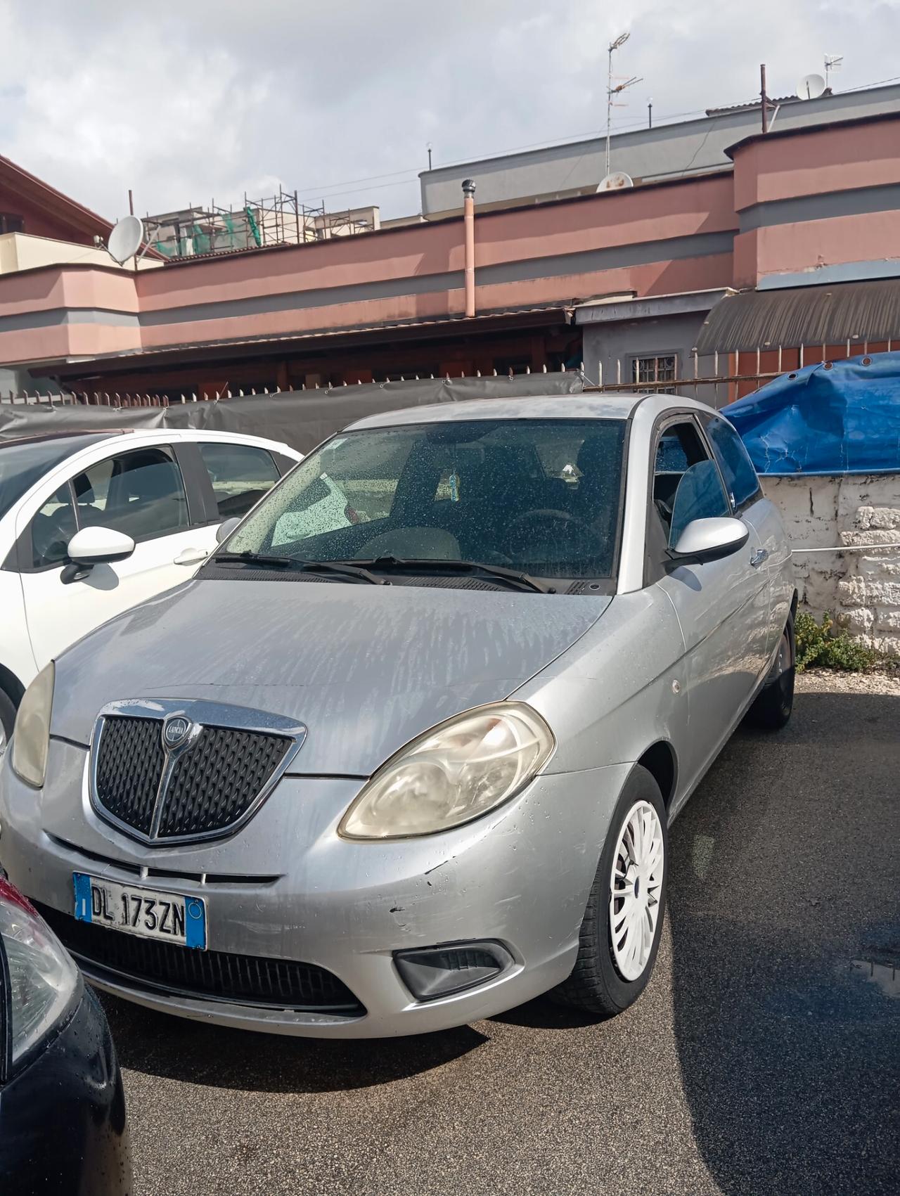 Lancia Ypsilon 1.2 benzina 2008 CON GARANZIA