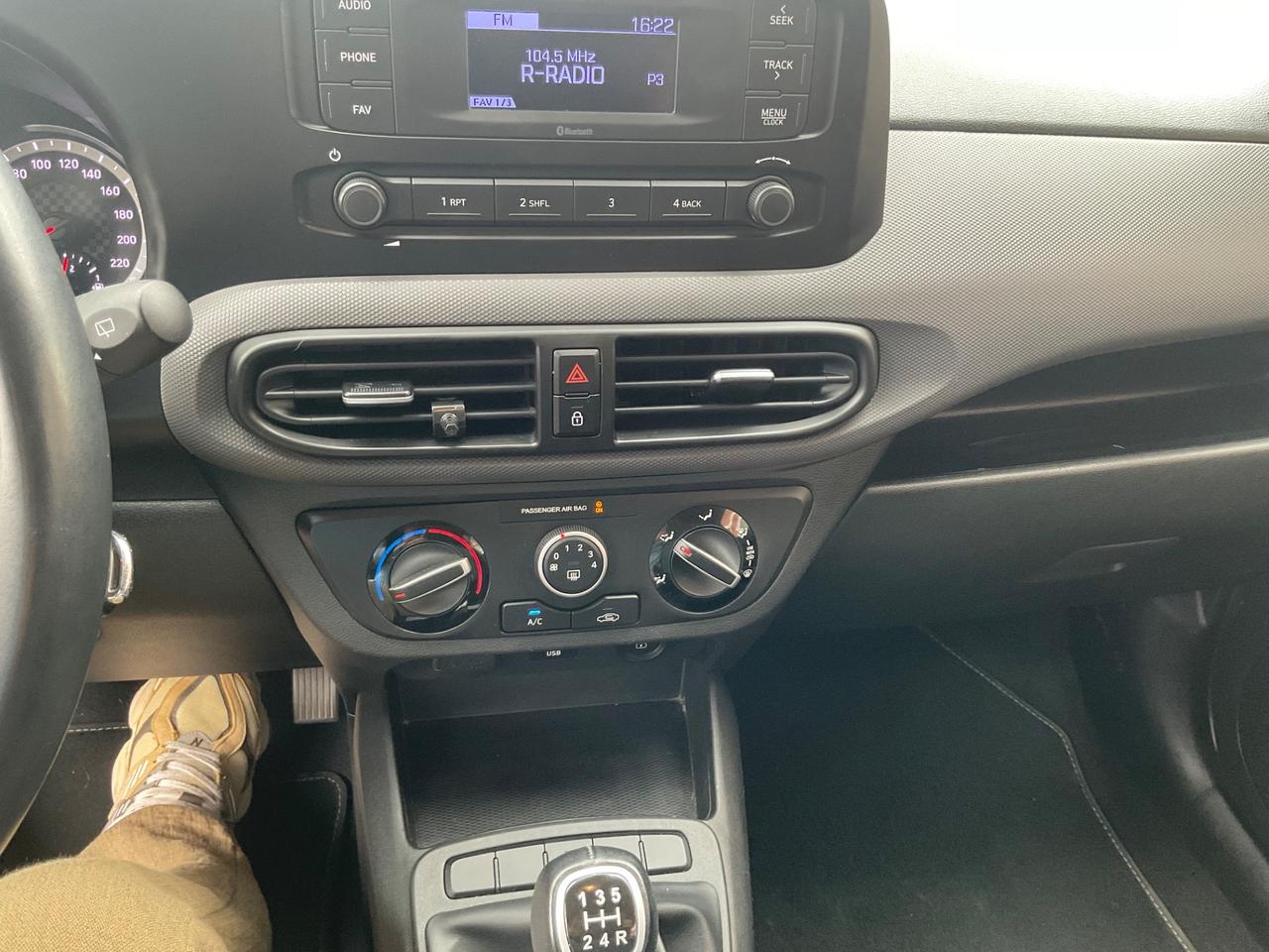 Hyundai i10 1.0 MPI Tech