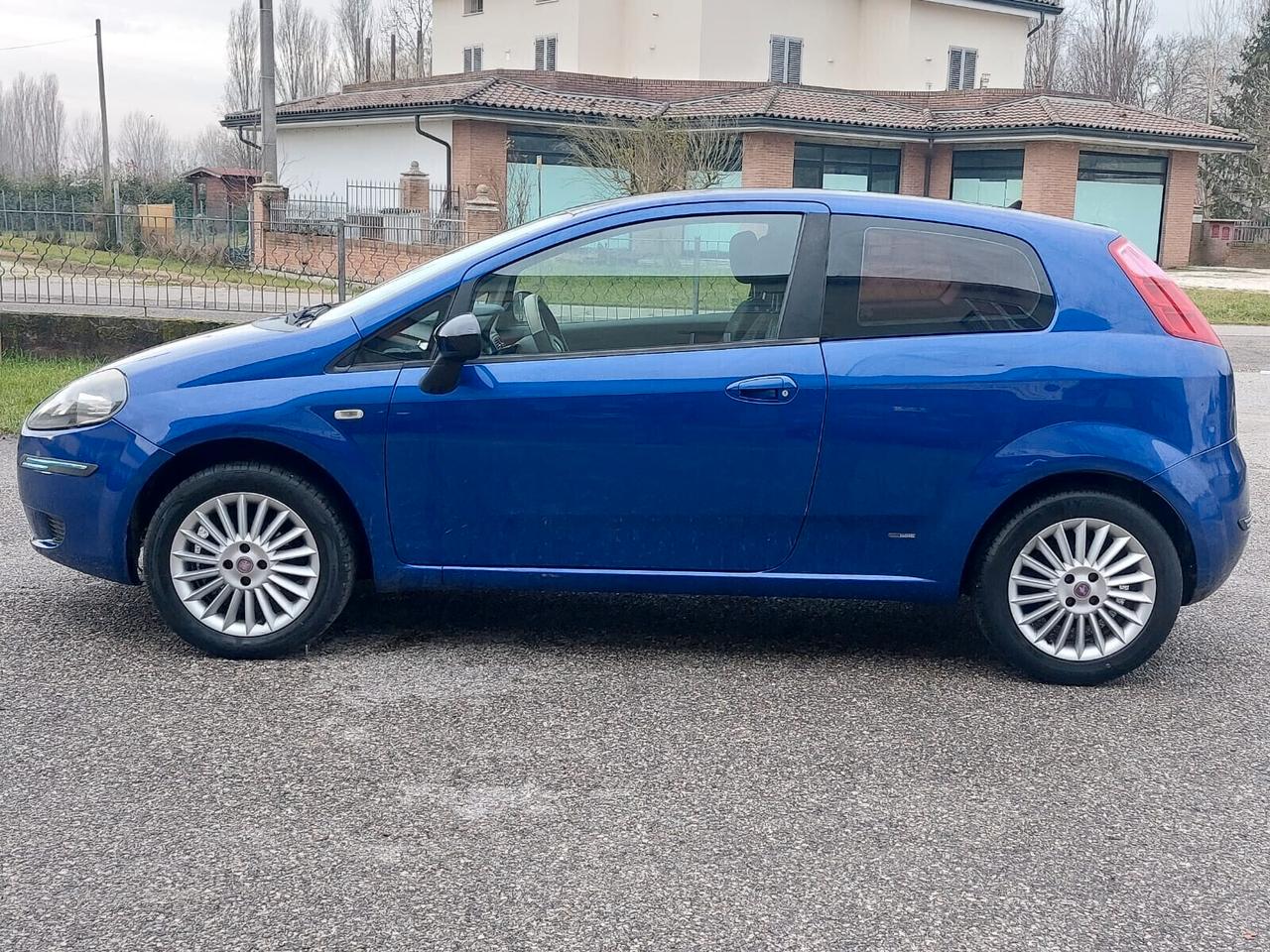 Fiat Grande Punto Grande Punto 1.4 3 porte Dynamic