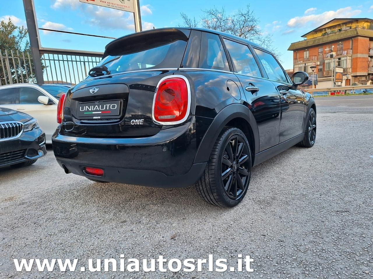Mini 1.2 One