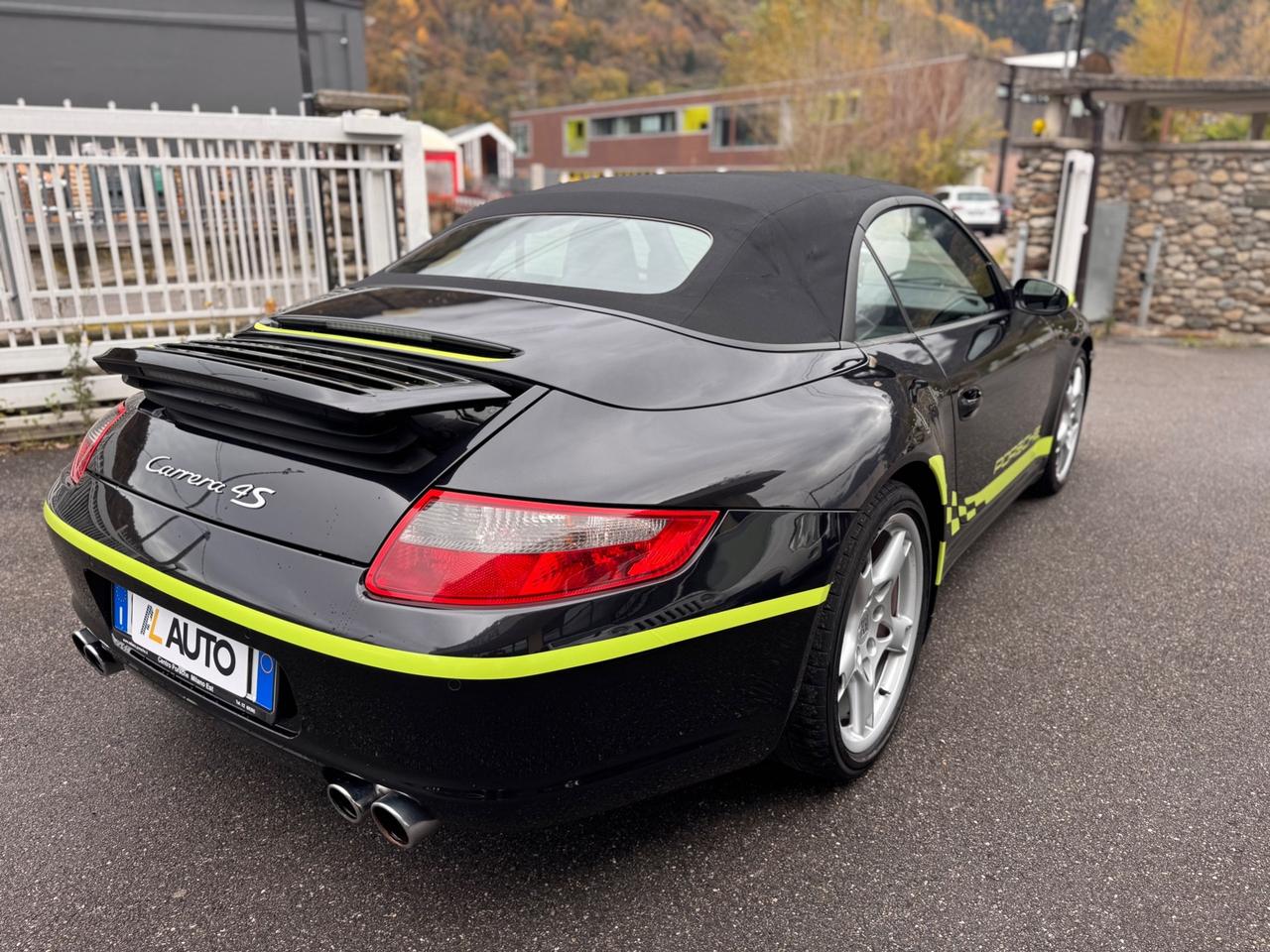 Porsche 911 Carrera 4S Cabriolet
