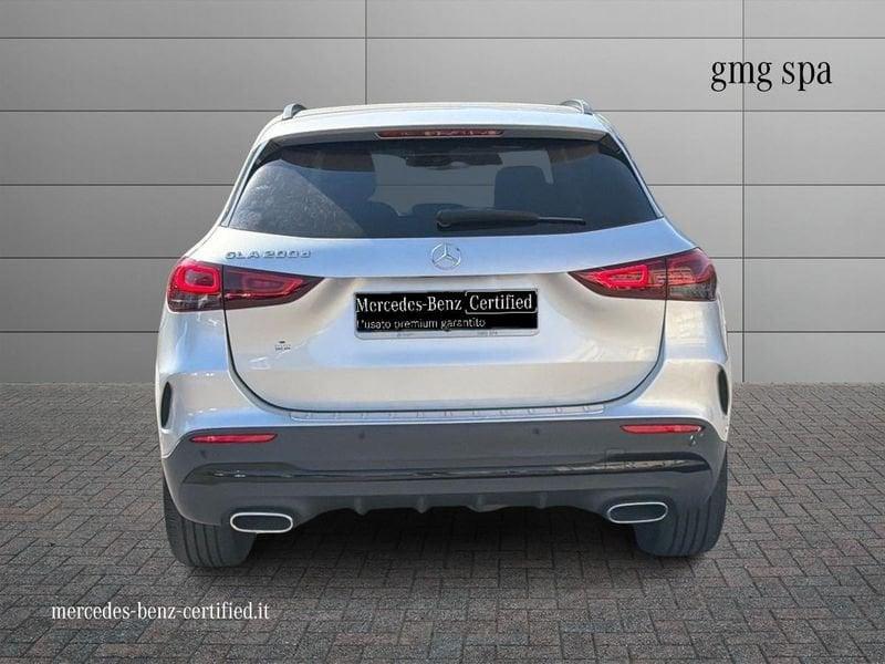 Mercedes-Benz GLA 200 d Premium auto