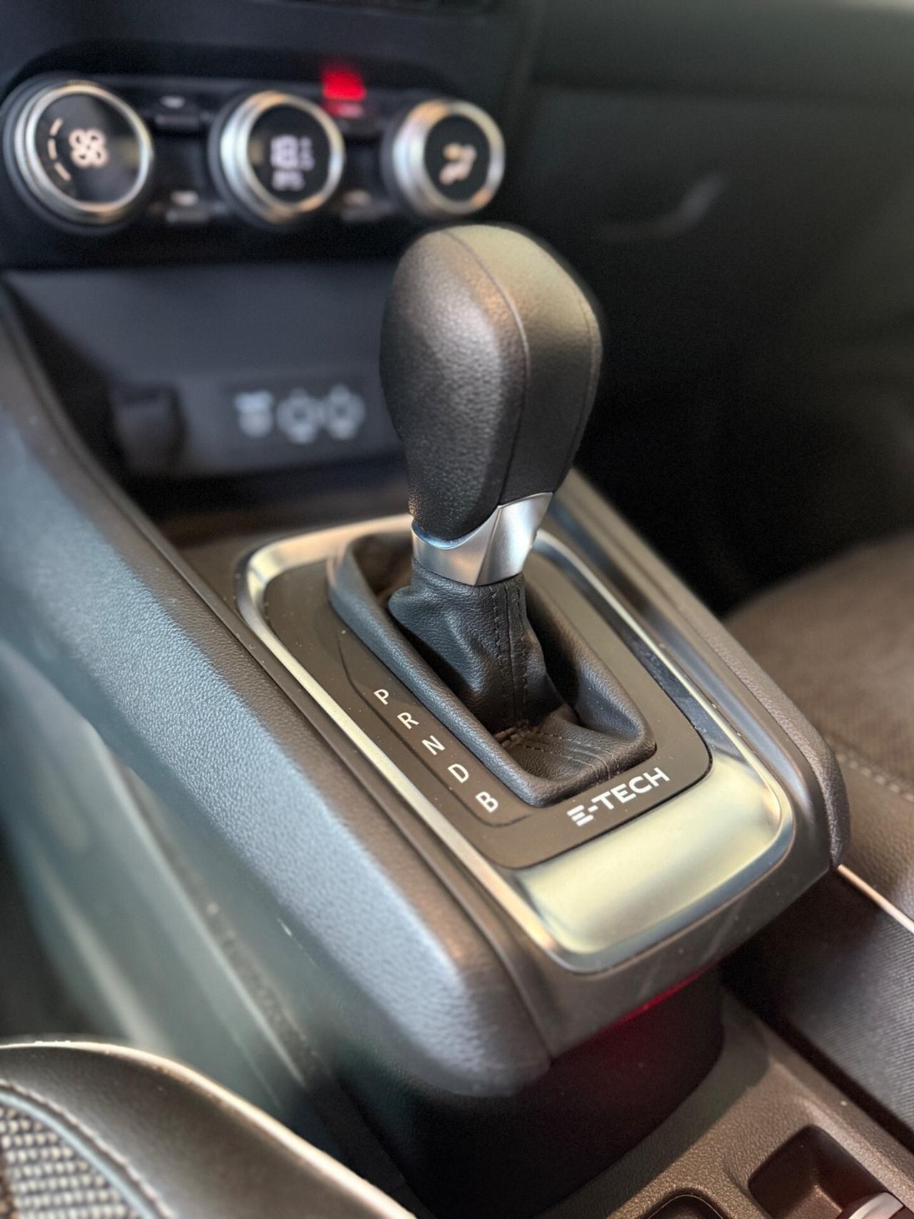 Renault Captur Full Hybrid E-Tech 145 CV Techno