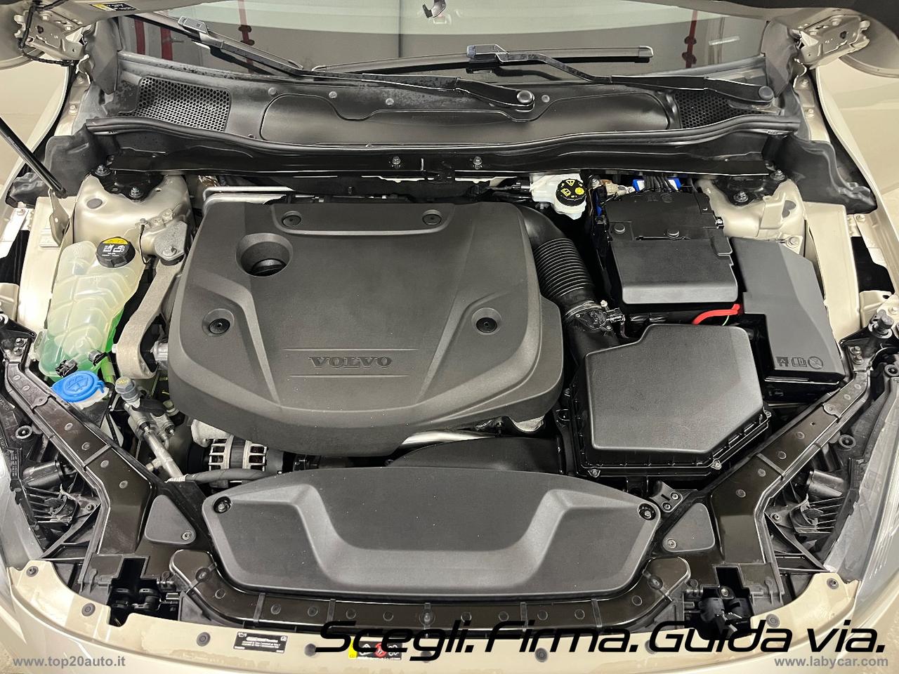 VOLVO V40 Cross Country D2 Geartronic Business